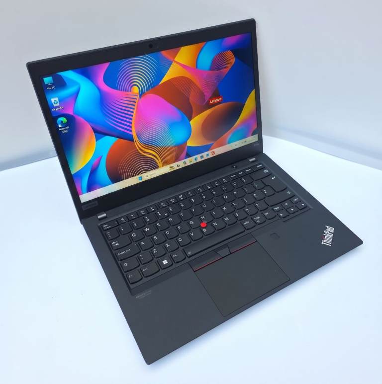 Lenovo ThinkPad P14s i7 1165G7 2TB SSD 32GB / 48GB RAM Nvidia T500 Laptop Workstation Gaming CAD