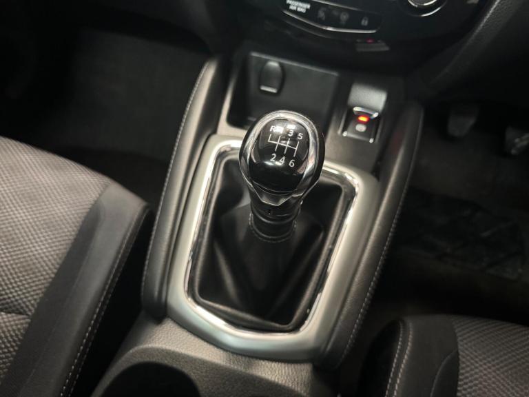 2015 Nissan Qashqai 1.2 DIG-T n-tec+ 2WD Euro 5 (s/s) 5dr HATCHBACK Petrol Manual