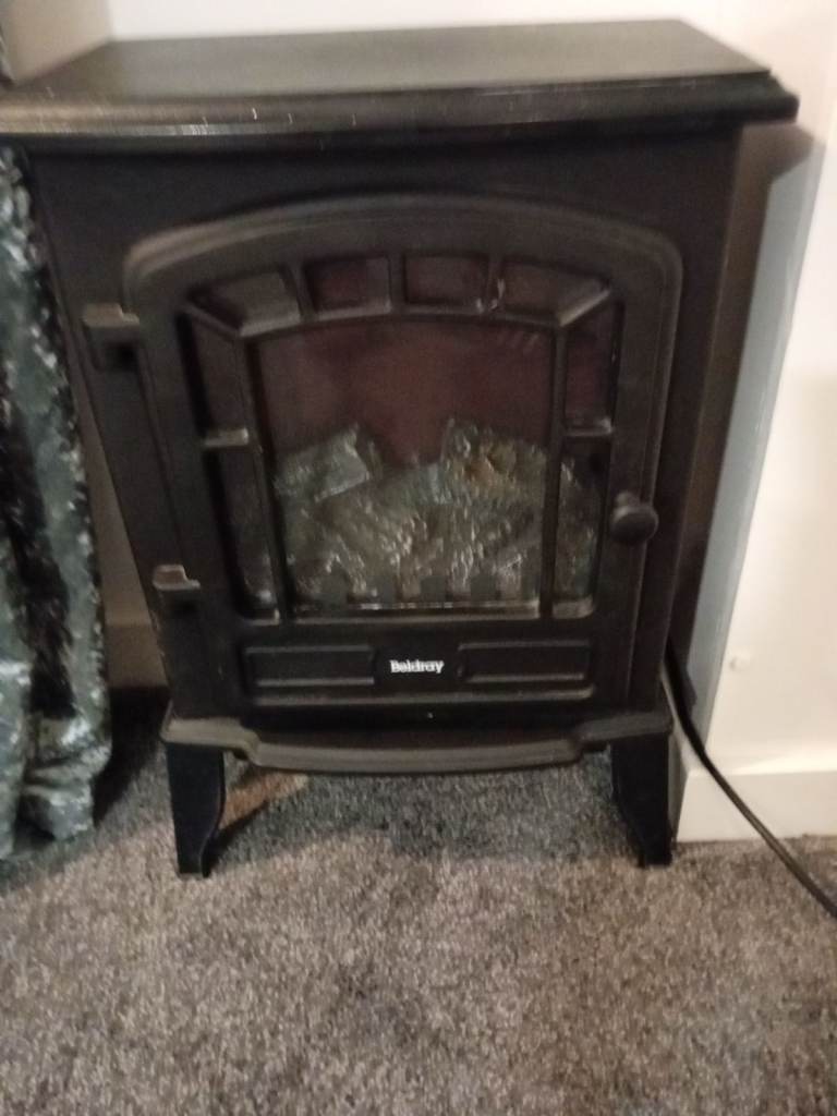 BoldFlame Electric Fireplace Heater – Good Condition