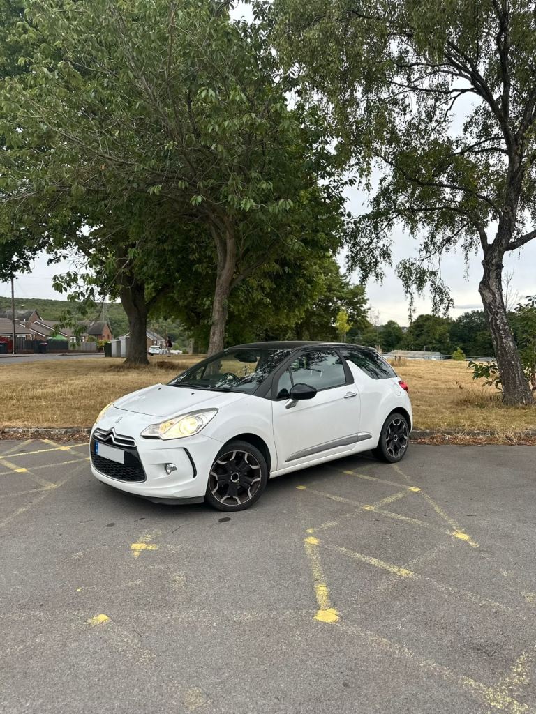 Citroen, DS3, Hatchback, 2012, Manual, 1560 (cc), 3 doors