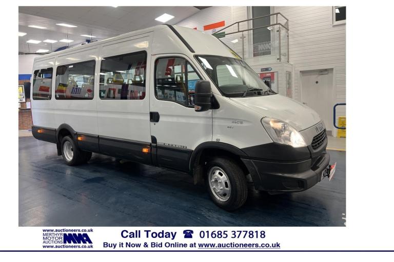 2013 Iveco Daily 3.0D 148PS 4.6 TON 17 SEAT DISABLED ACCESS MINIBUS ------------------------ Mini...