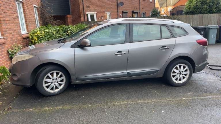 Renault, MEGANE, Estate, 2011, Manual, 1461 (cc), 5 doors