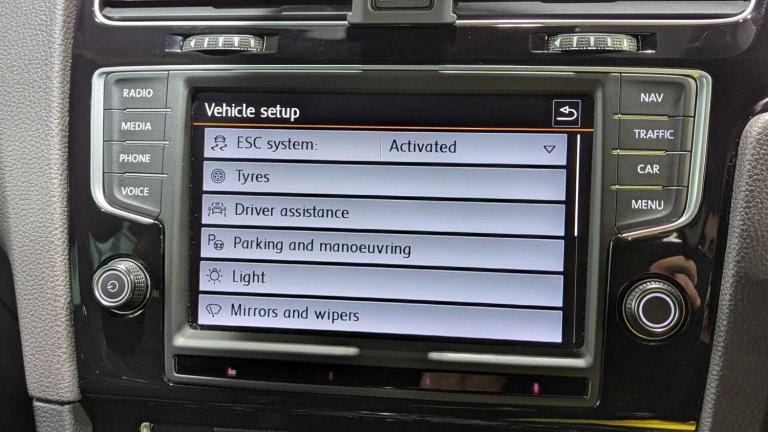 2015 Volkswagen Golf 2.0 TSI R 3dr DSG HATCHBACK PETROL Automatic