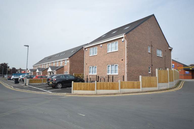 2 bedroom flat in Lyme Valley Road , Newcastle Under Lyme ST5 3TF