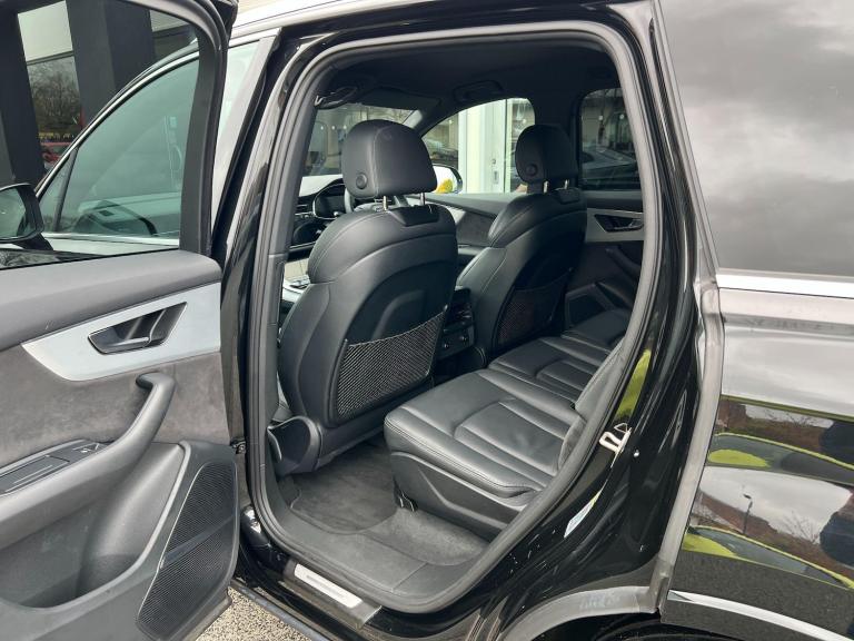 2024 Audi Q7 3.0 TFSI V6 55 Black Edition SUV 5dr Petrol Tiptronic quattro Euro 6 (s/s)  ESTATE P...