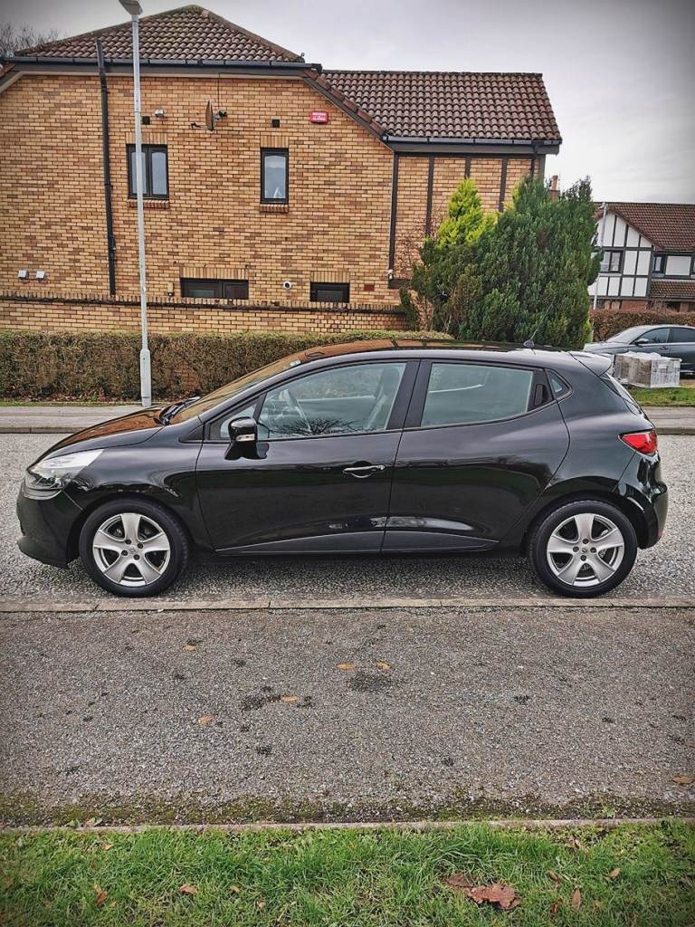 2013 RENAULT CLIO DCI...£20 TAX...1.5 DIESEL.90 BHP...5 SPEED...1 OWNER...FSH...FULL MOT...VGC
