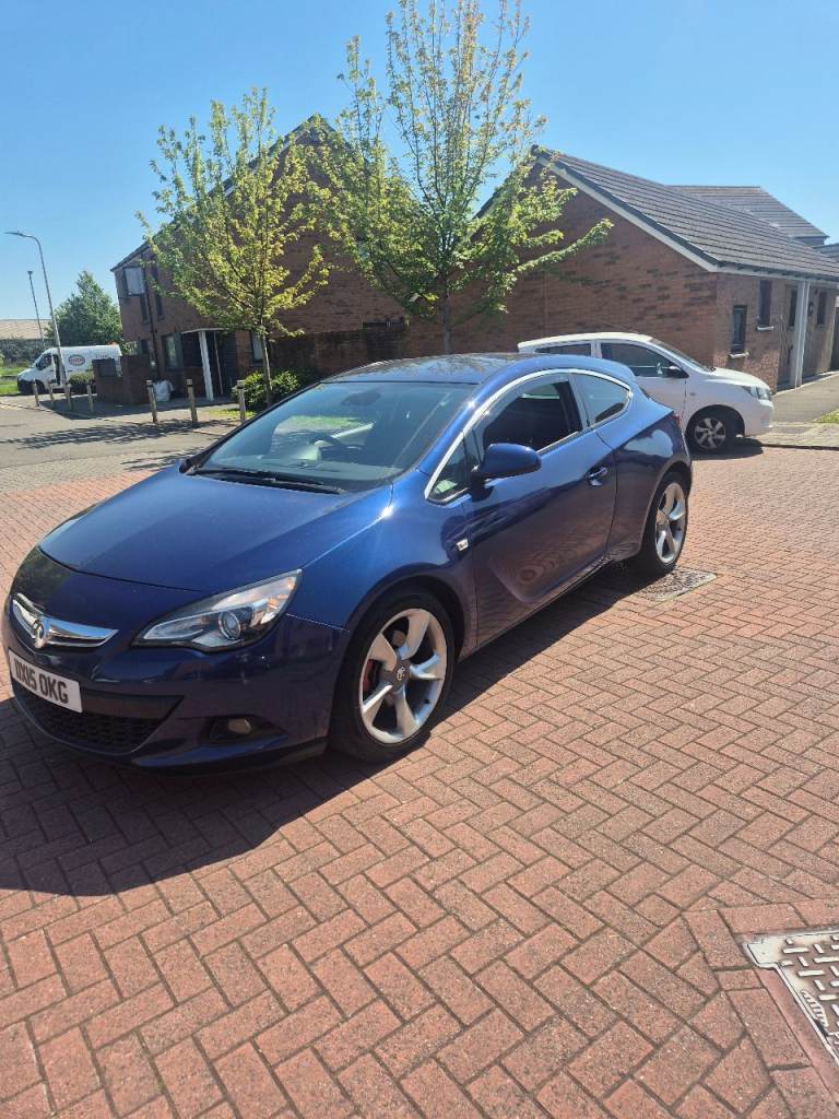 Vauxhall, GTC, Hatchback, 2015, Manual, 1956 (cc), 3 doors