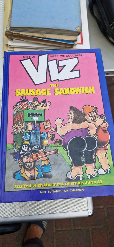 Viz The Sausage Sandwich Book – Stuffed with Issues 36 to 42