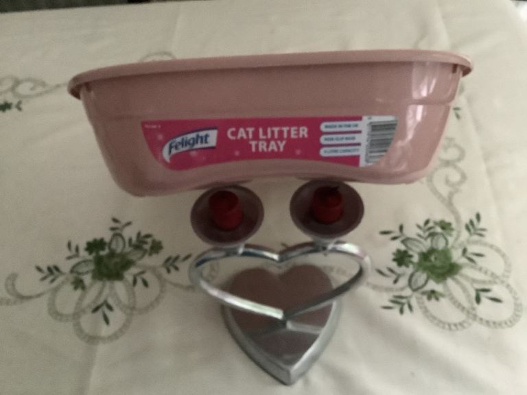FELIGHT CAT LITTER TRAY - NEW