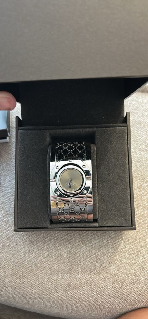 Genuine Gucci watch/bracelet 