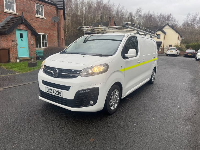 2021 Vauxhall Vivaro Sportive 1.5 Diesel, 9 Months MOT, 95k miles with full service history, NO VAT