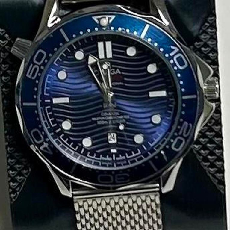Sea-master Diver Chronometer Classic blue quartz watch. 