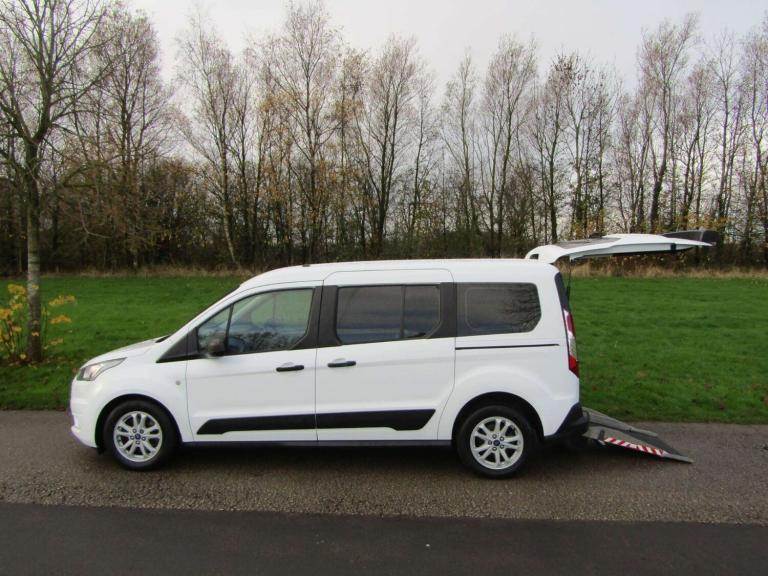 2019 Ford Grand Tourneo Connect 1.5 Tdci Wheelchair Accessible Vehicle WAV MPV Diesel Manual
