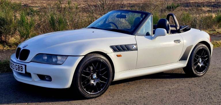 BMW Z3 Widebody 2.8 6 cylinder 1997 Immaculate Rare Roadster 