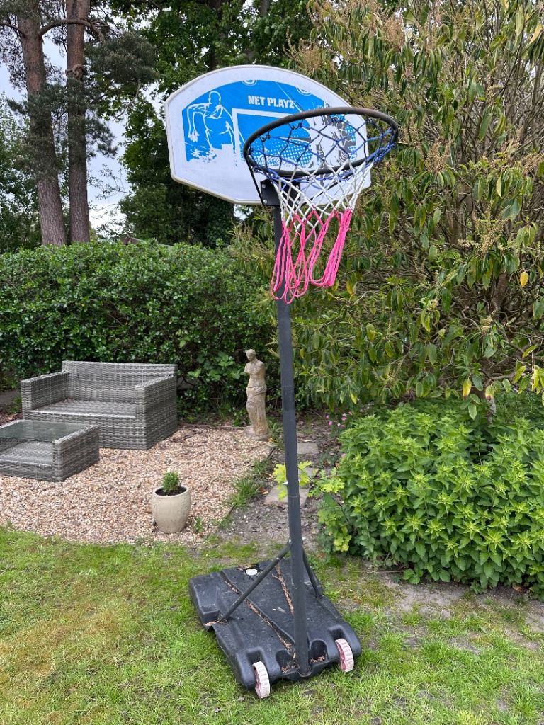 Basketball/Netball Hoop & Stand