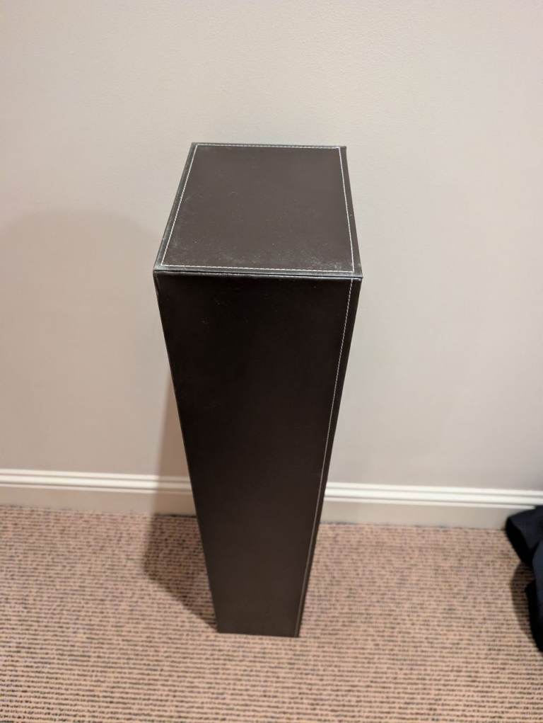 Bookcase free to giveaway