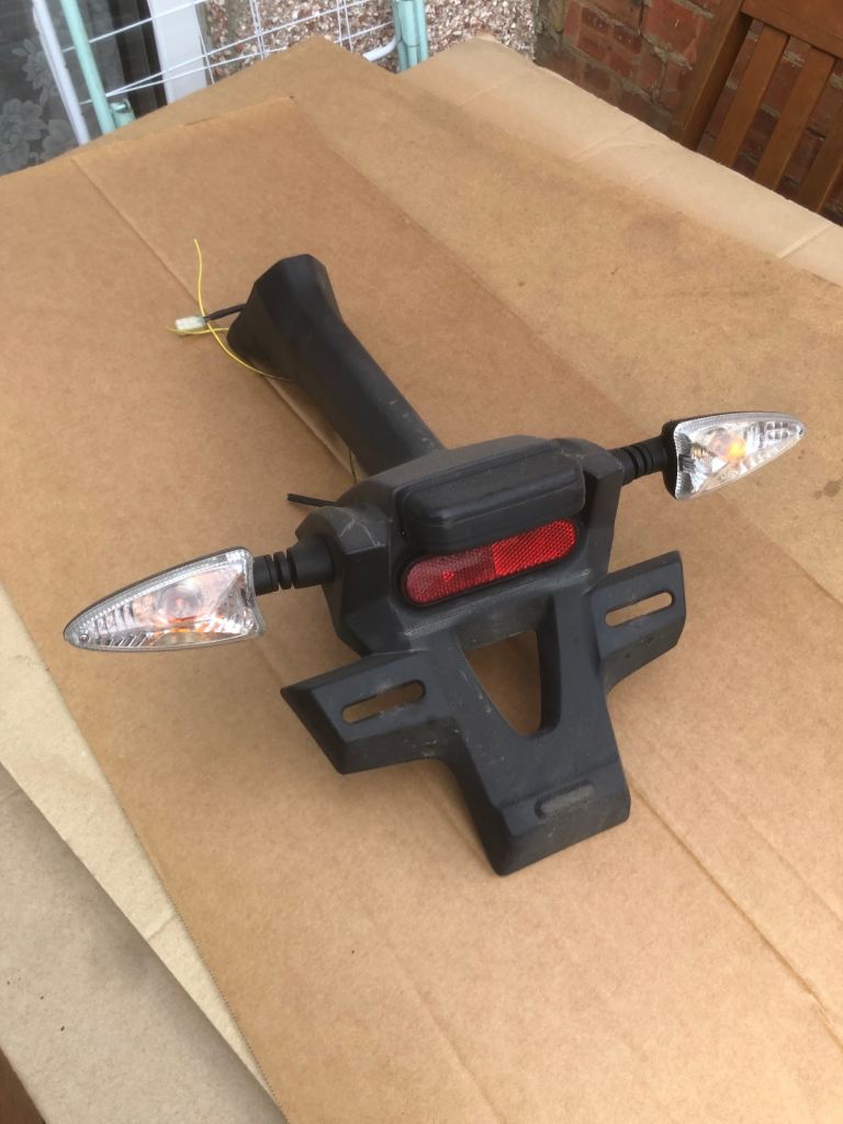 Yamaha r125  number plate holder and indicators