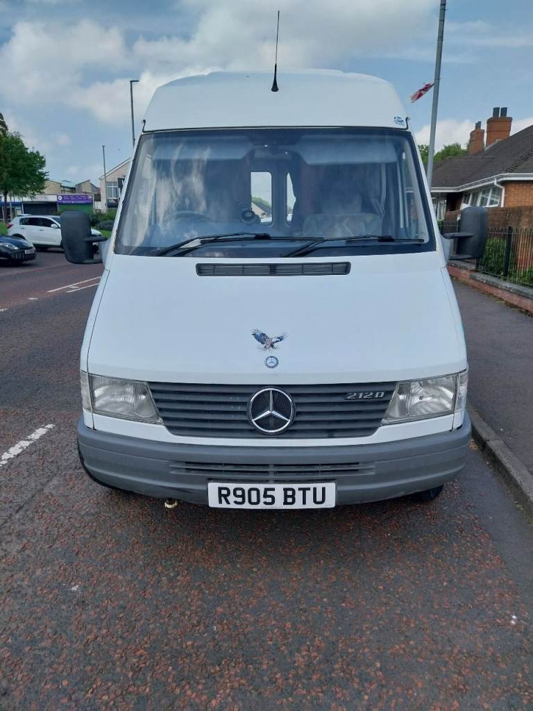 Mercedes-Benz, 212D SWB, 1997, 2874 (cc)