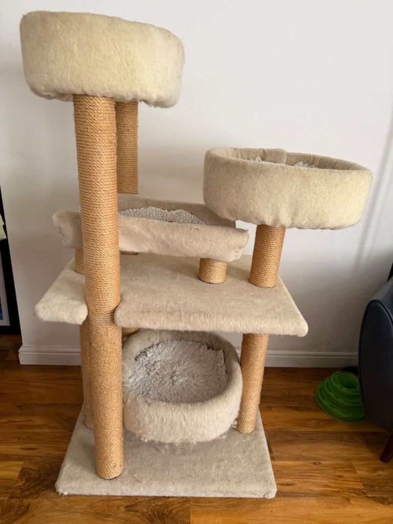 Large cat tree 