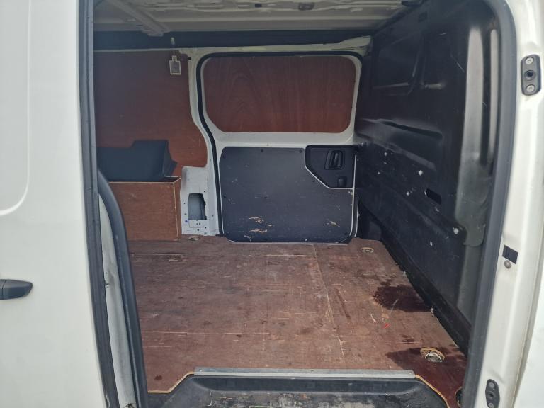 2020 Vauxhall Vivaro LWB  Low 110k Miles  Spares Repairs  ULEZ  Clean Body