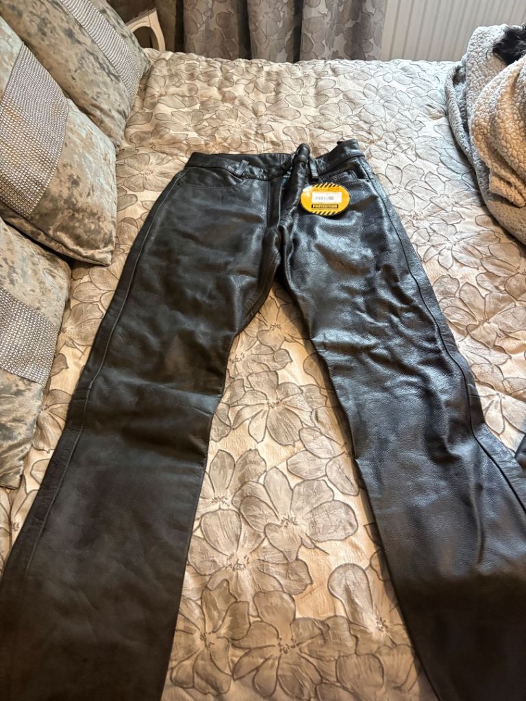 Women’s motorcycle trousers armoured