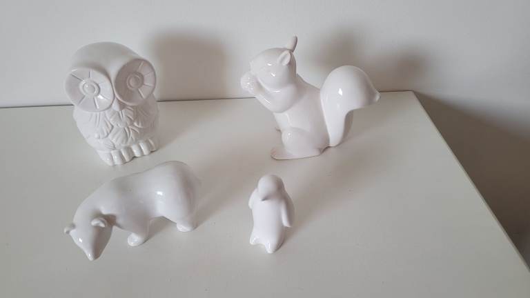 WHITE PORCELAIN ANIMAL ORNAMENTS
