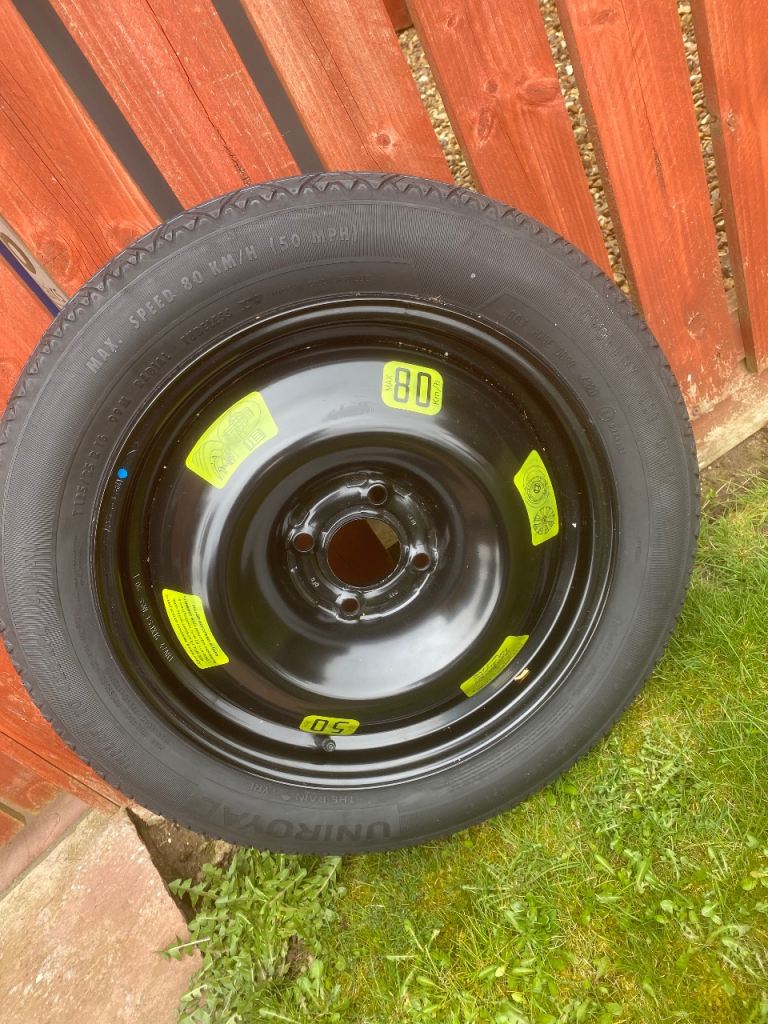 Space saver wheel & tool set