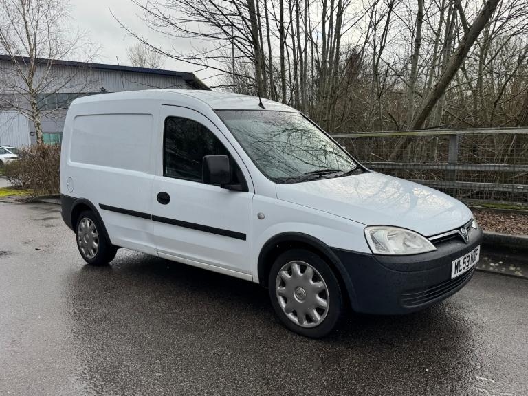 2009 Vauxhall Combo 2000 1.3CDTi 16V Van [75PS] CAR DERIVED VAN Diesel Manual