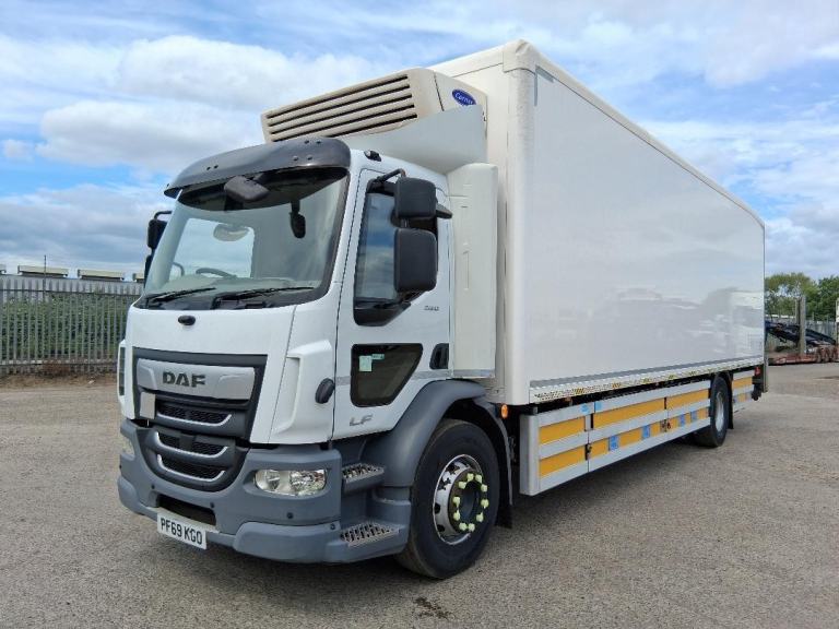 2020 DAF TRUCKS LF 260 CARRIER 18 TONNE FRIDGE , DUEL TEMP, LANED