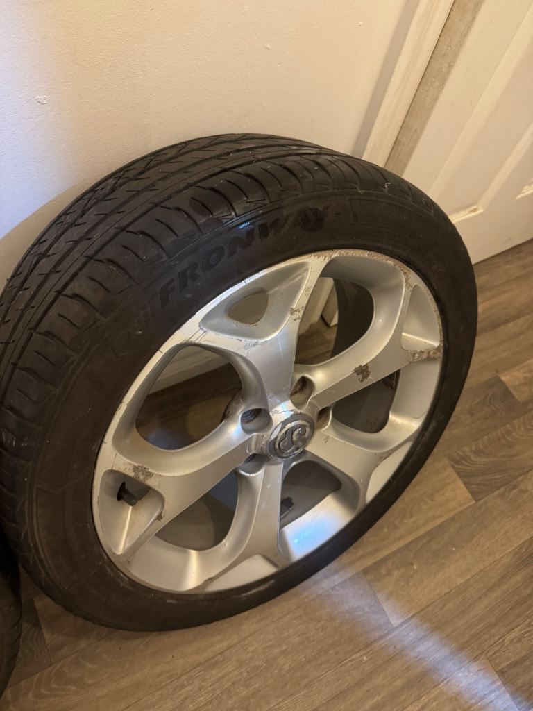 Corsa Vxr Alloys 17”