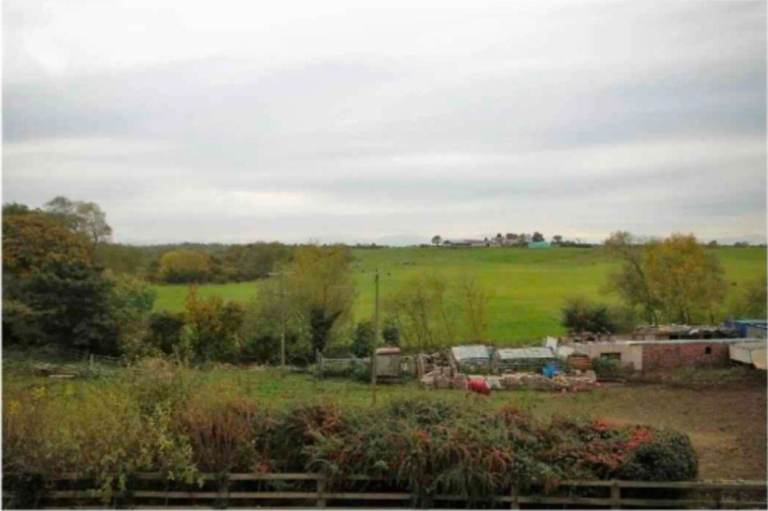 HOUSE FOR SALE 3 BEDROOM ( COUNTRY VIEW) TS21 1JN