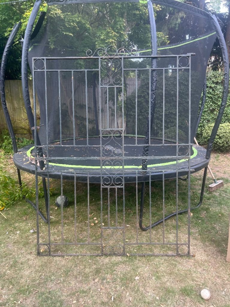 Gate 