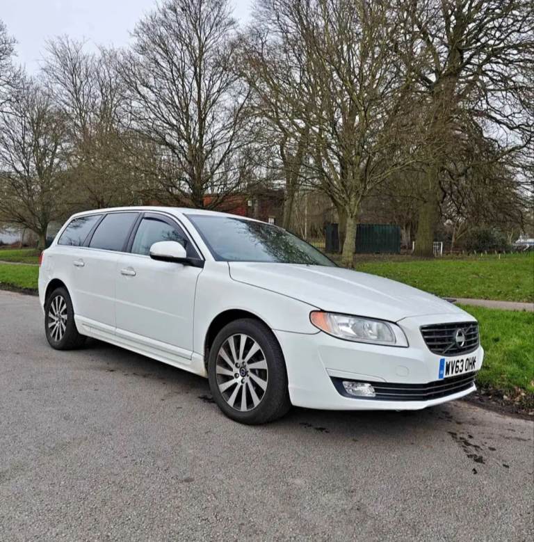 Volvo, V70, Estate, 2013, Manual, 1984 (cc), 5 doors