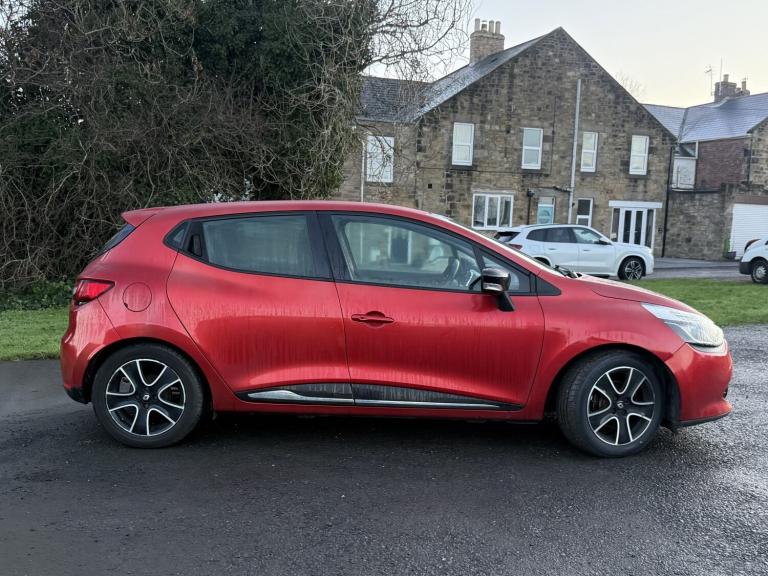 RENAULT CLIO 1.2 Dynamique MediaNav 1.2 16V 75 2015