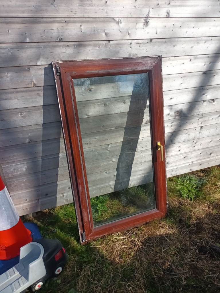 Rosewood tilt/turn window