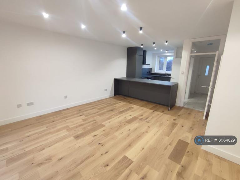 3 bedroom house in Dalton Street, Manchester, M40 (3 bed) (#3064629)