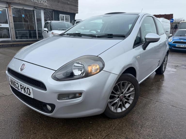2012 Fiat Punto 1.4 Multiair Lounge 3dr HATCHBACK PETROL Manual