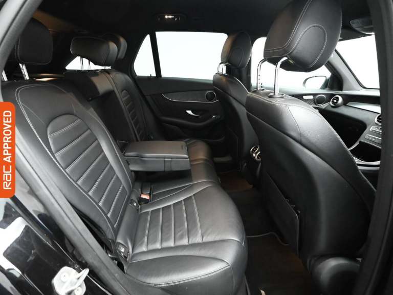 2020 Mercedes-Benz GLC 2.0 GLC300d AMG Line (Premium) SUV 5dr Diesel G-Tronic+ 4MATIC Euro 6 (s/s...