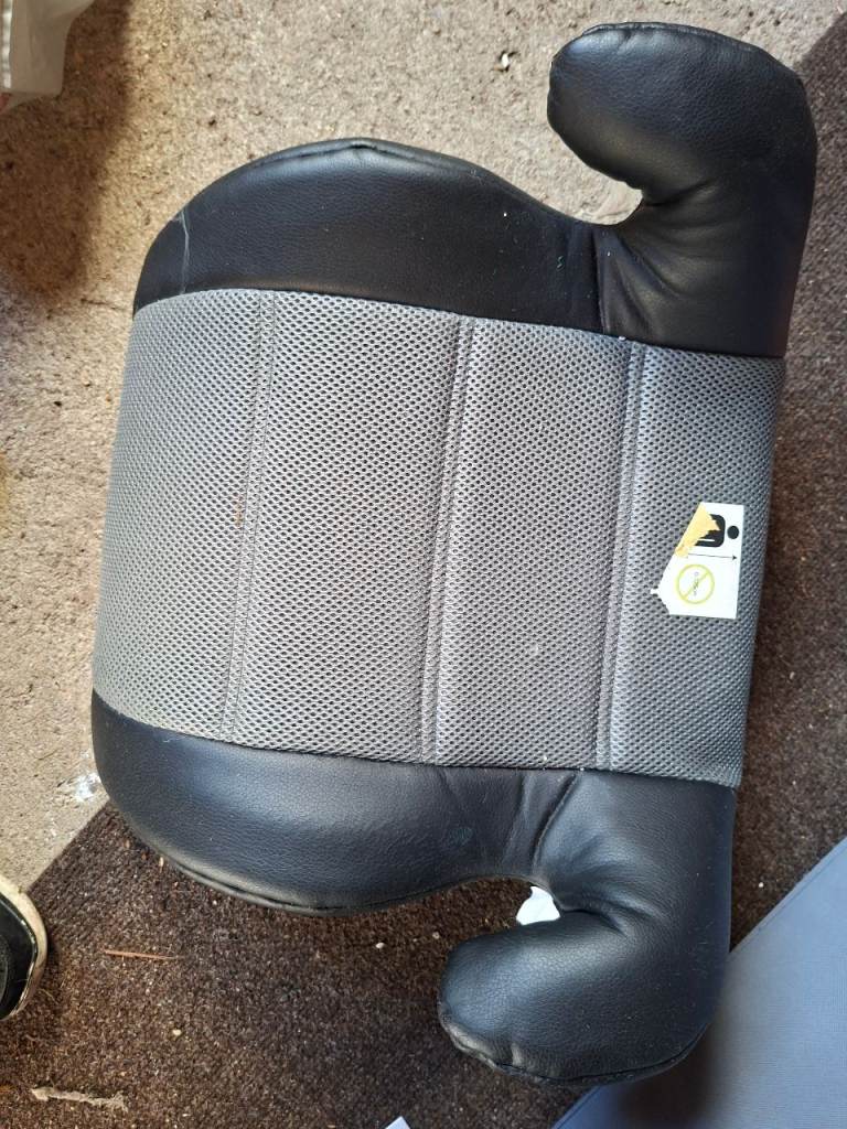 Booster seat 