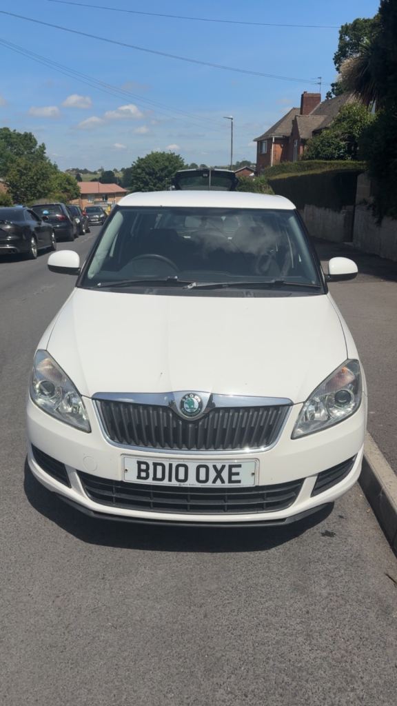 Skoda, FABIA, Hatchback, 2010, Manual, 1598 (cc), 5 doors
