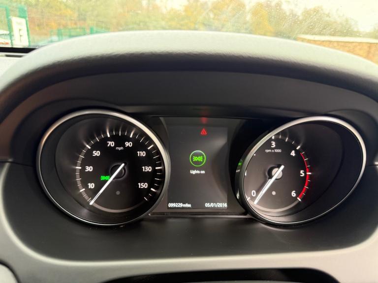 2017 Land Rover Discovery Sport 2.0 TD4 180 SE Tech 5dr Auto ESTATE Diesel Automatic