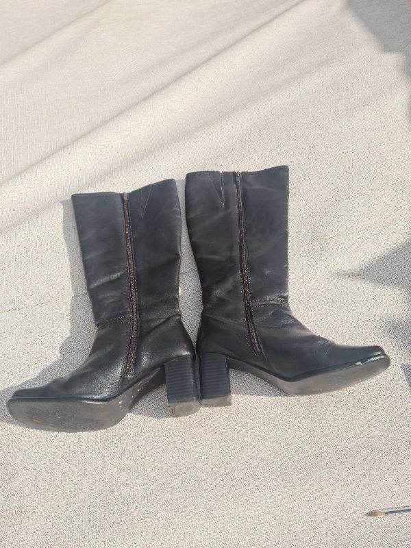 Dark brown leather long boots mid block heels uk6. Excellent condition 