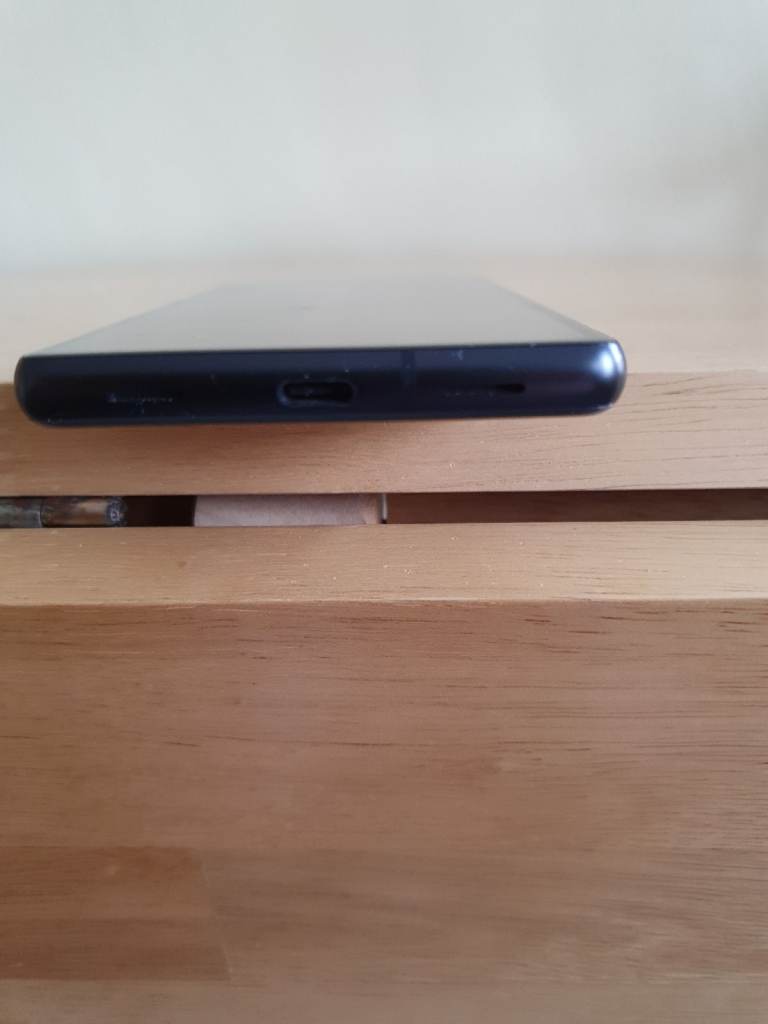 Google Pixel 7a – new, unlocked and De-Googled