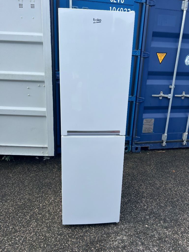 BEKO FRIDGE FREEZER FOR SALE