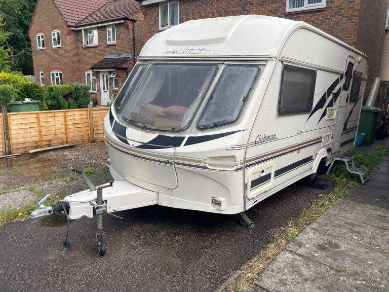 Lunar 2 Berth caravan 1998 Good Condition For Year.      