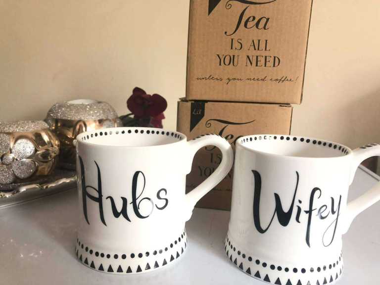 Hubs Wifey Gift Set 2 Mugs Present Husband And Wife Wedding Present Marriage