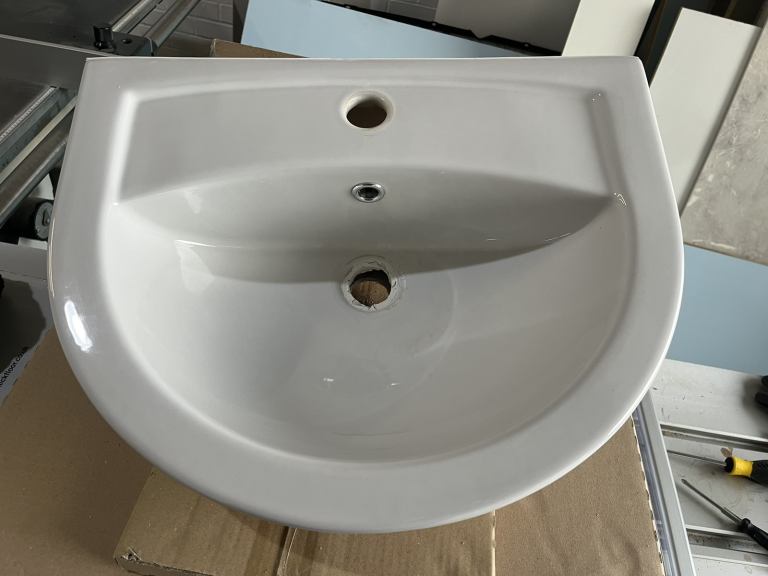 Phoenix Emma EM038 48cm White Ceramic Basin Ex Display 1 Tap hole
