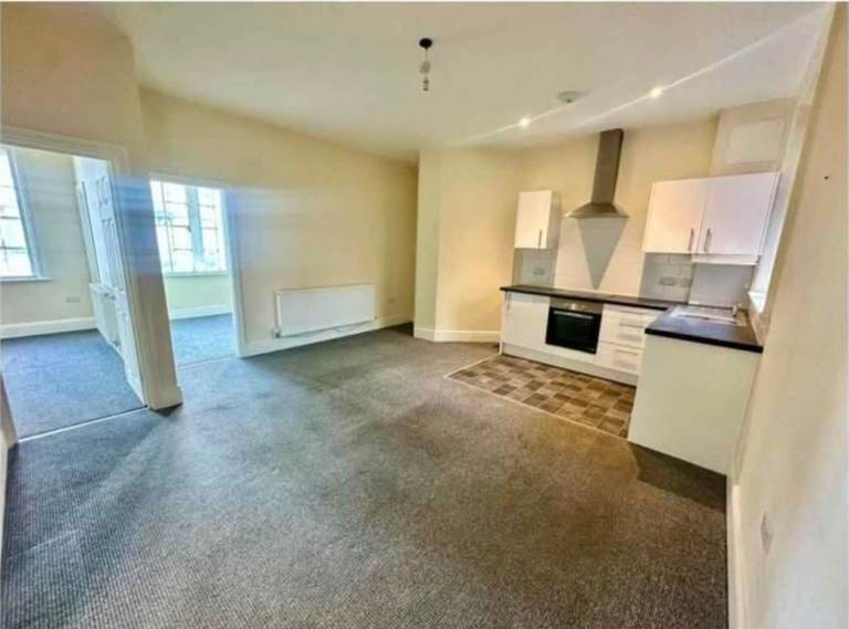 2 bed flat in the heart of mansfield to let, NG18 1EB