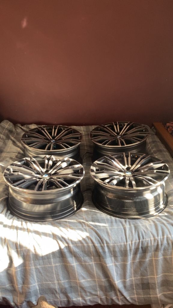 BMW 18” Alloy Wheels 3/4 Series set of 4