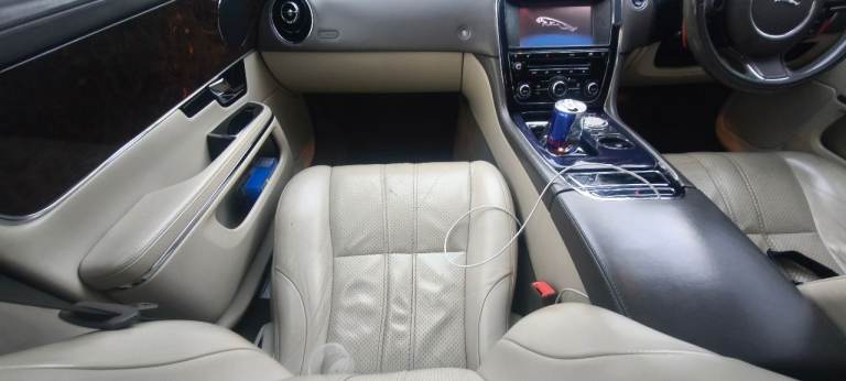 Jaguar, XJ, Saloon, 2011, Other, 2993 (cc), 4 doors